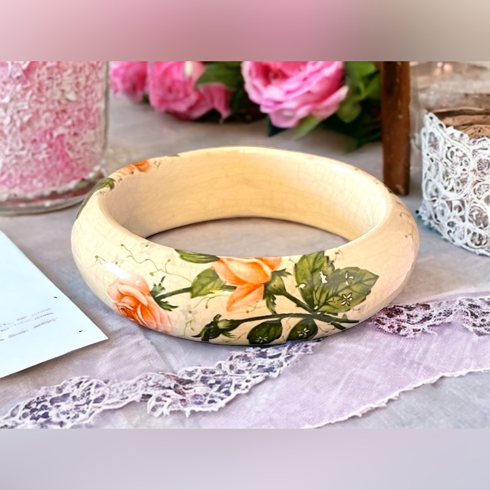 Victorian Porcelain hand painted flower bangle bracelet Antique